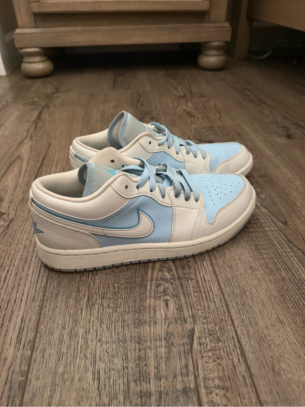 Women’s Air Jordan 1 Low SE - Reverse Ice Blue-sneakers in size US 9.5W.